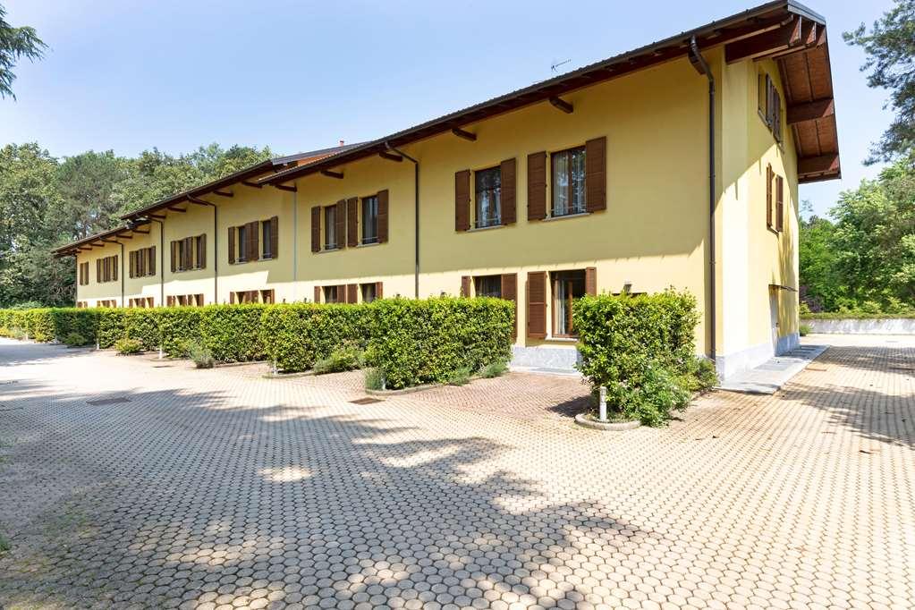 B&B Hotel Malpensa Lago Maggiore Vergiate Exterior photo
